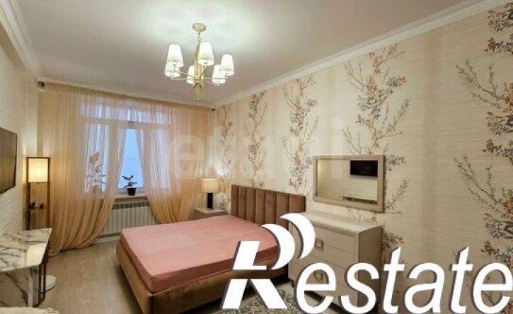 2-комн квартира улица Гамидова, 69А,  д. 69А