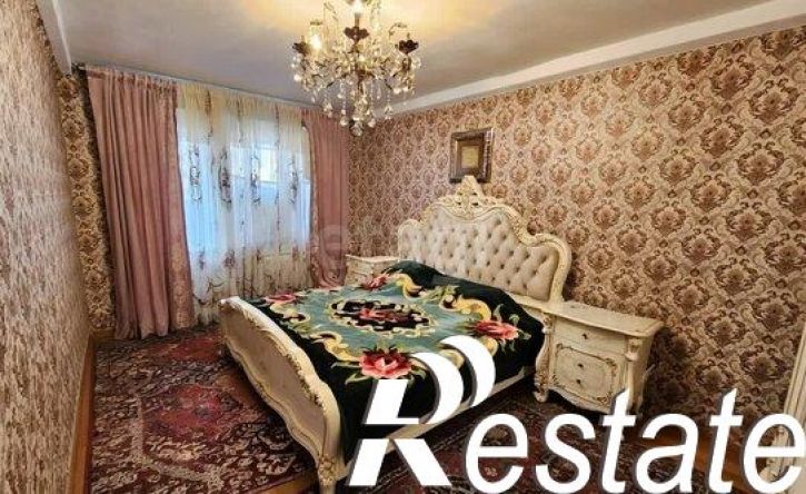 4-комн квартира улица Буйнакского, 109А,  д. 109А
